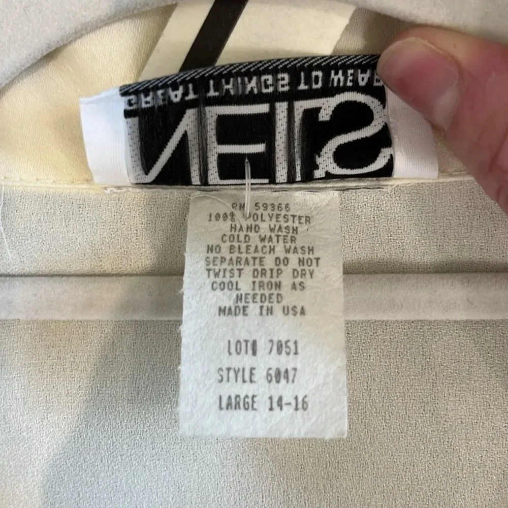 Ivory Blouse - Picture 7 of 7